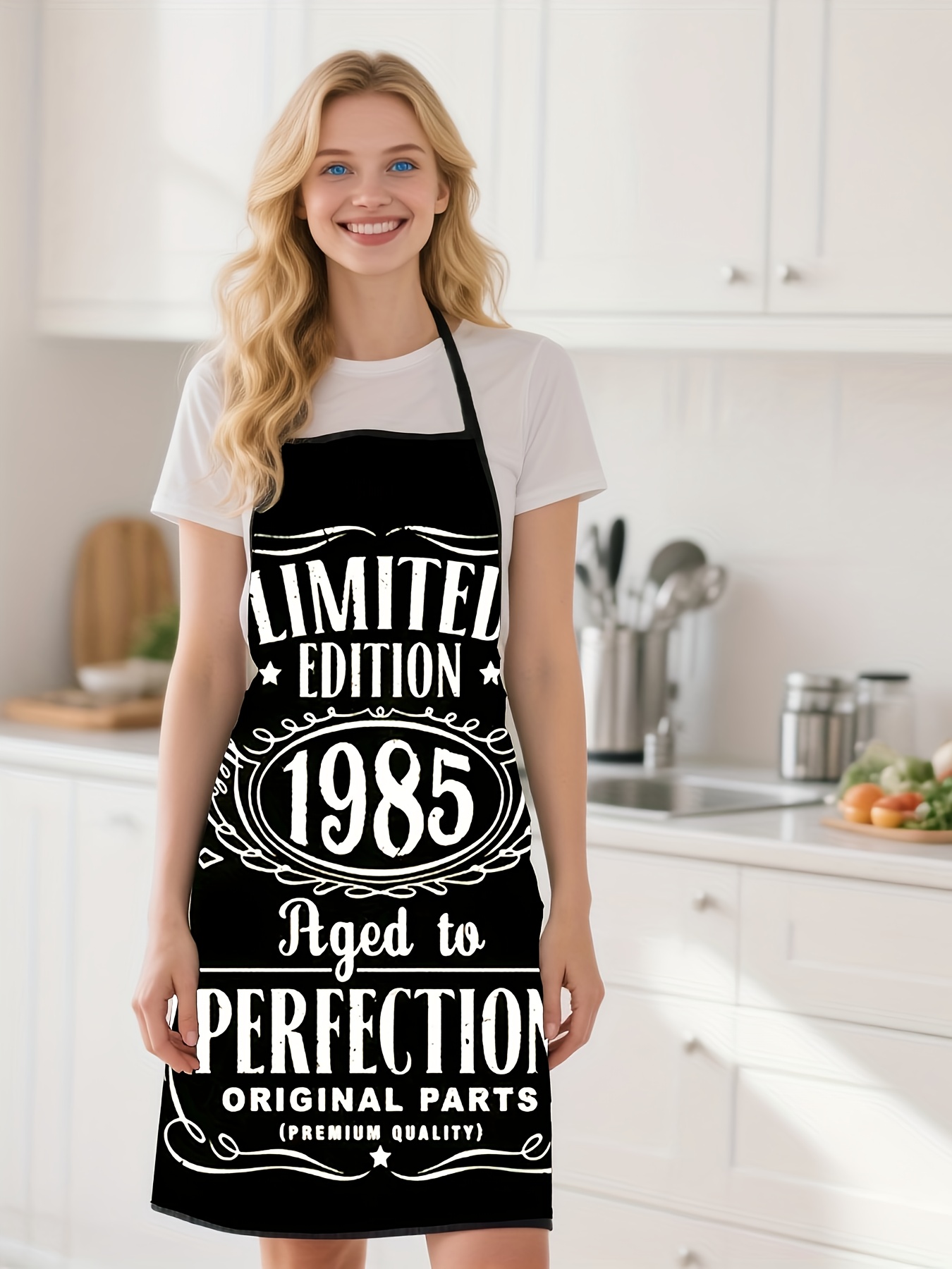 Kitchen Baking Background - Een keukenschort met zwarte achtergrond en